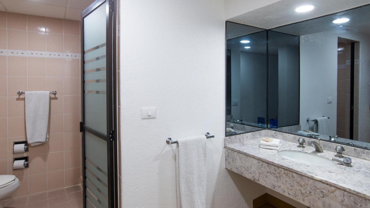 Hotel San Lucas Mexico-stad Buitenkant foto