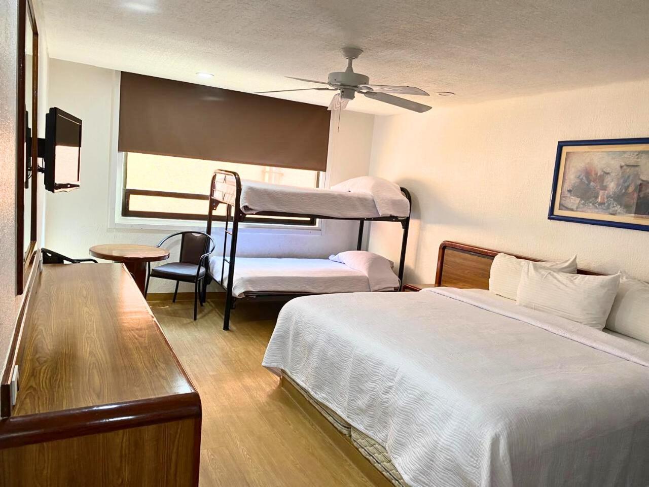 Hotel San Lucas Mexico-stad Buitenkant foto