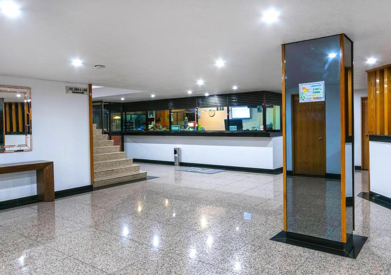 Hotel San Lucas Mexico-stad Buitenkant foto